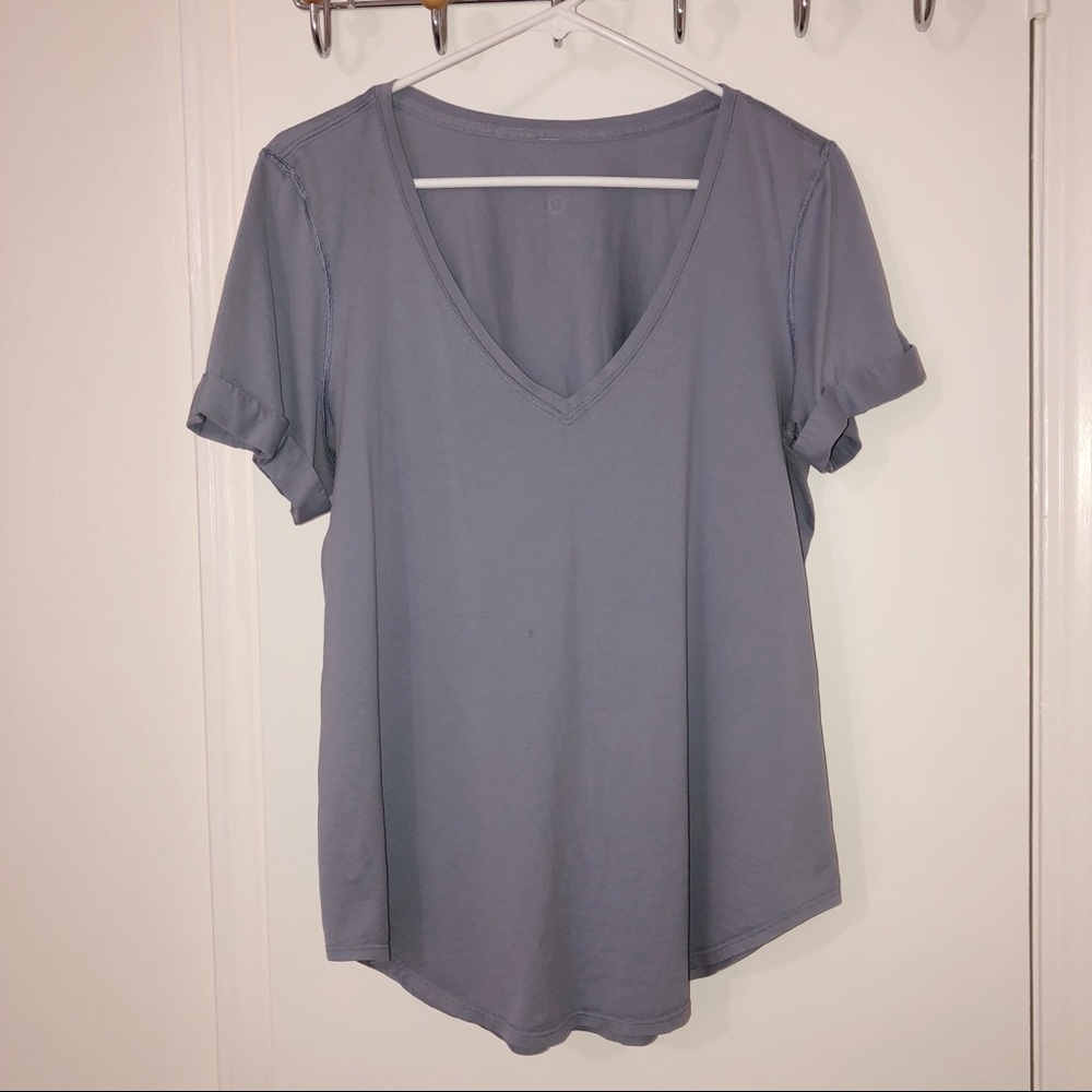Lululemon T-shirt